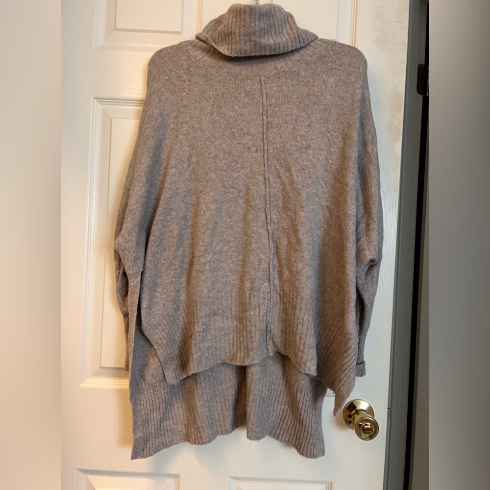 Kaisley Turtleneck sweater